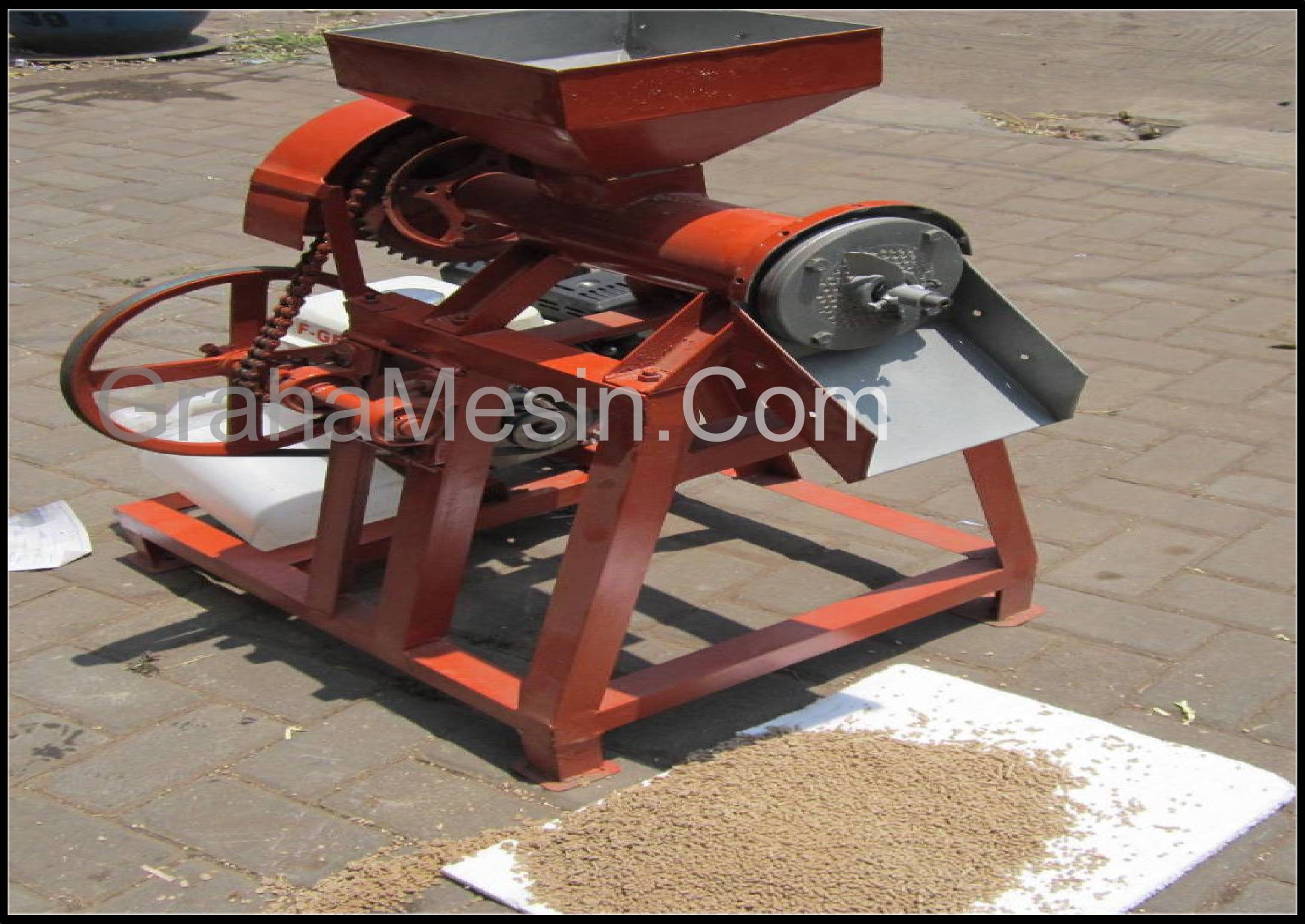 Mesin Cetak Pelet: Pembuat Pakan Ternak Bentuk Pelet 